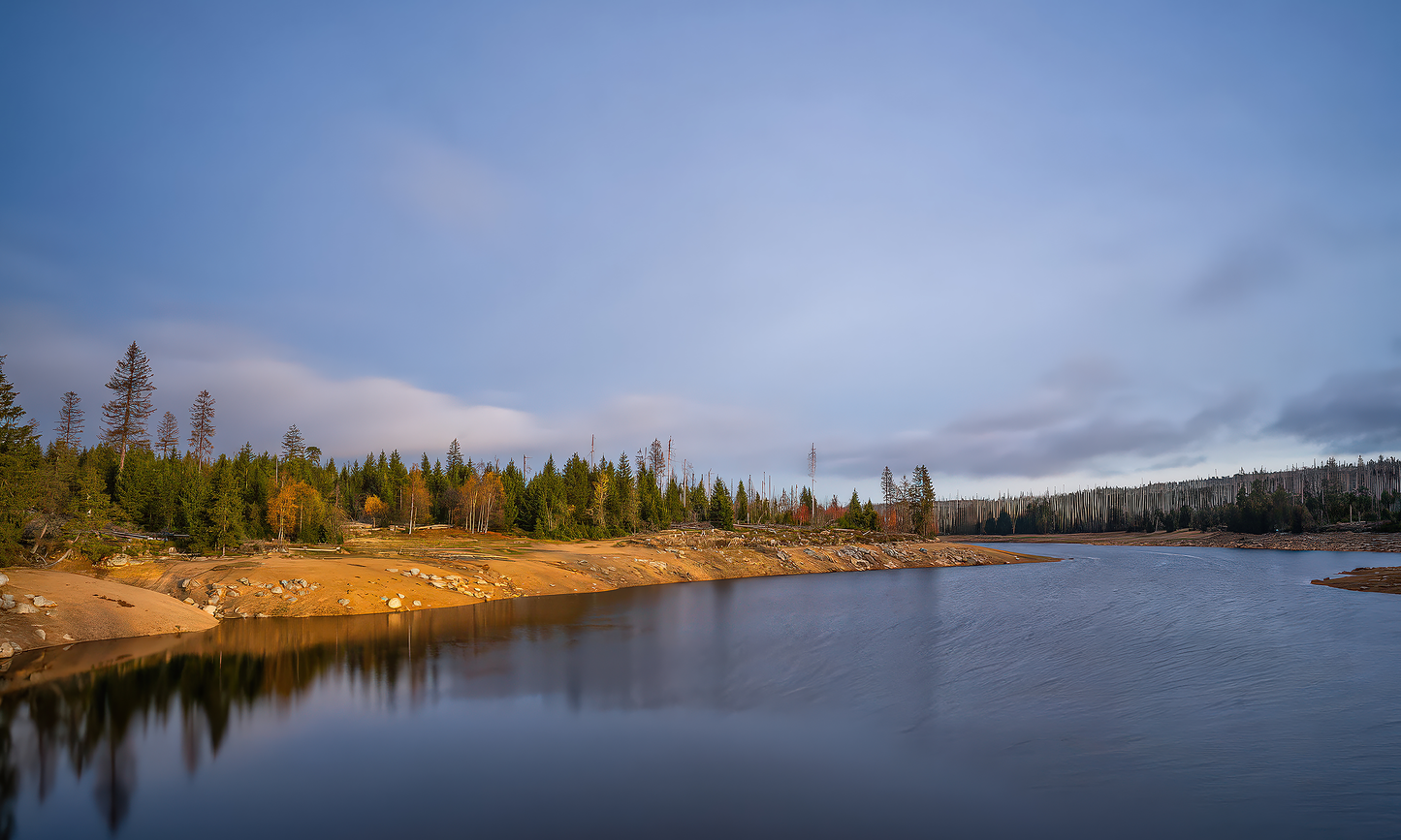 Naturidylle am See – Selbstklebende Vliestapete | Wall of Nova
